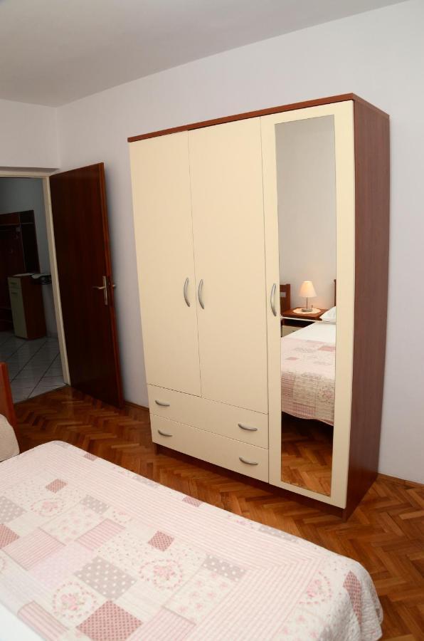 Dvosoban Apartman U Centru Grada Biograd Na Moru Eksteriør bilde