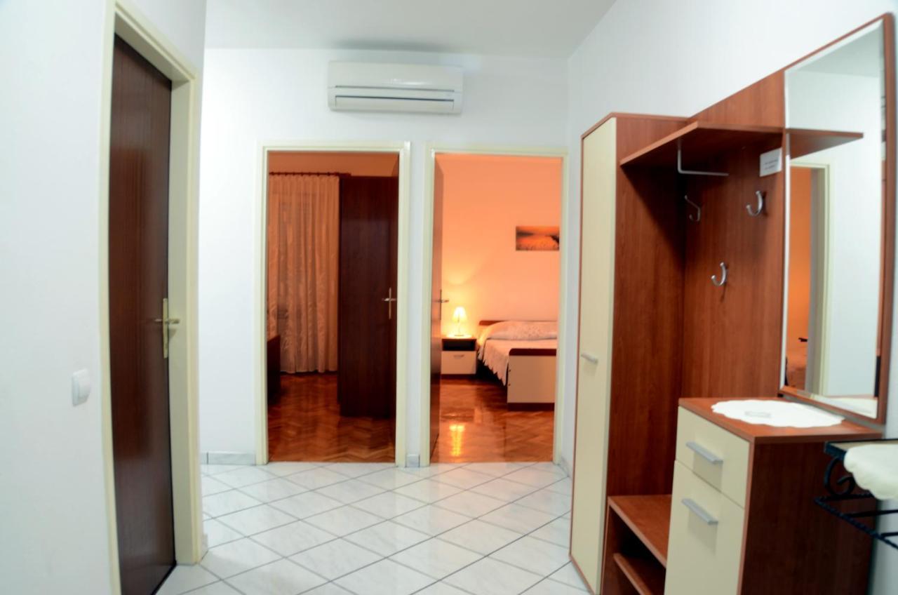 Dvosoban Apartman U Centru Grada Biograd Na Moru Eksteriør bilde