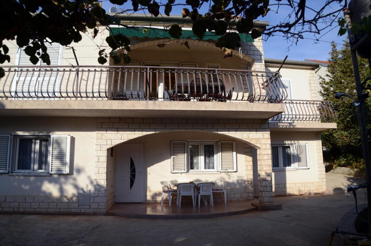 Dvosoban Apartman U Centru Grada Biograd Na Moru Eksteriør bilde