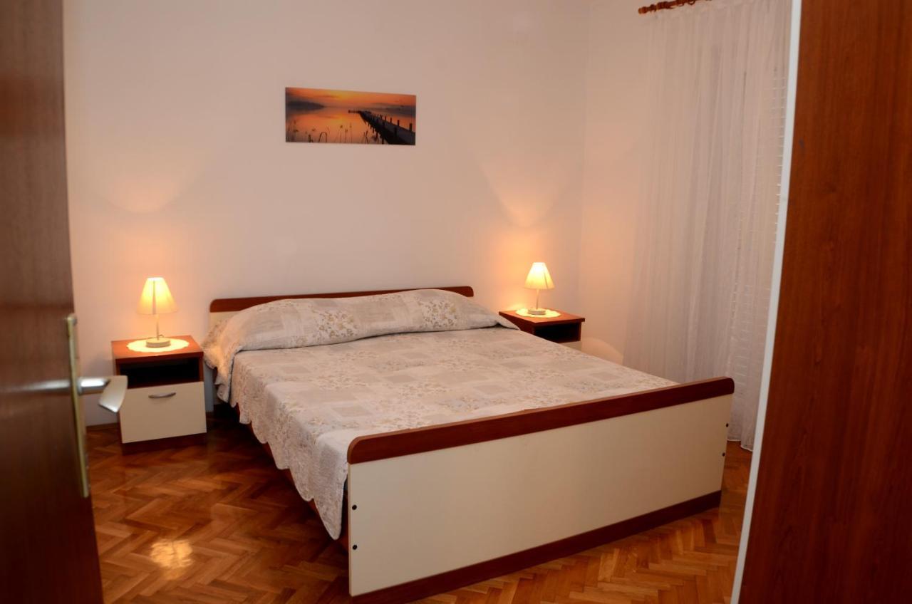 Dvosoban Apartman U Centru Grada Biograd Na Moru Eksteriør bilde