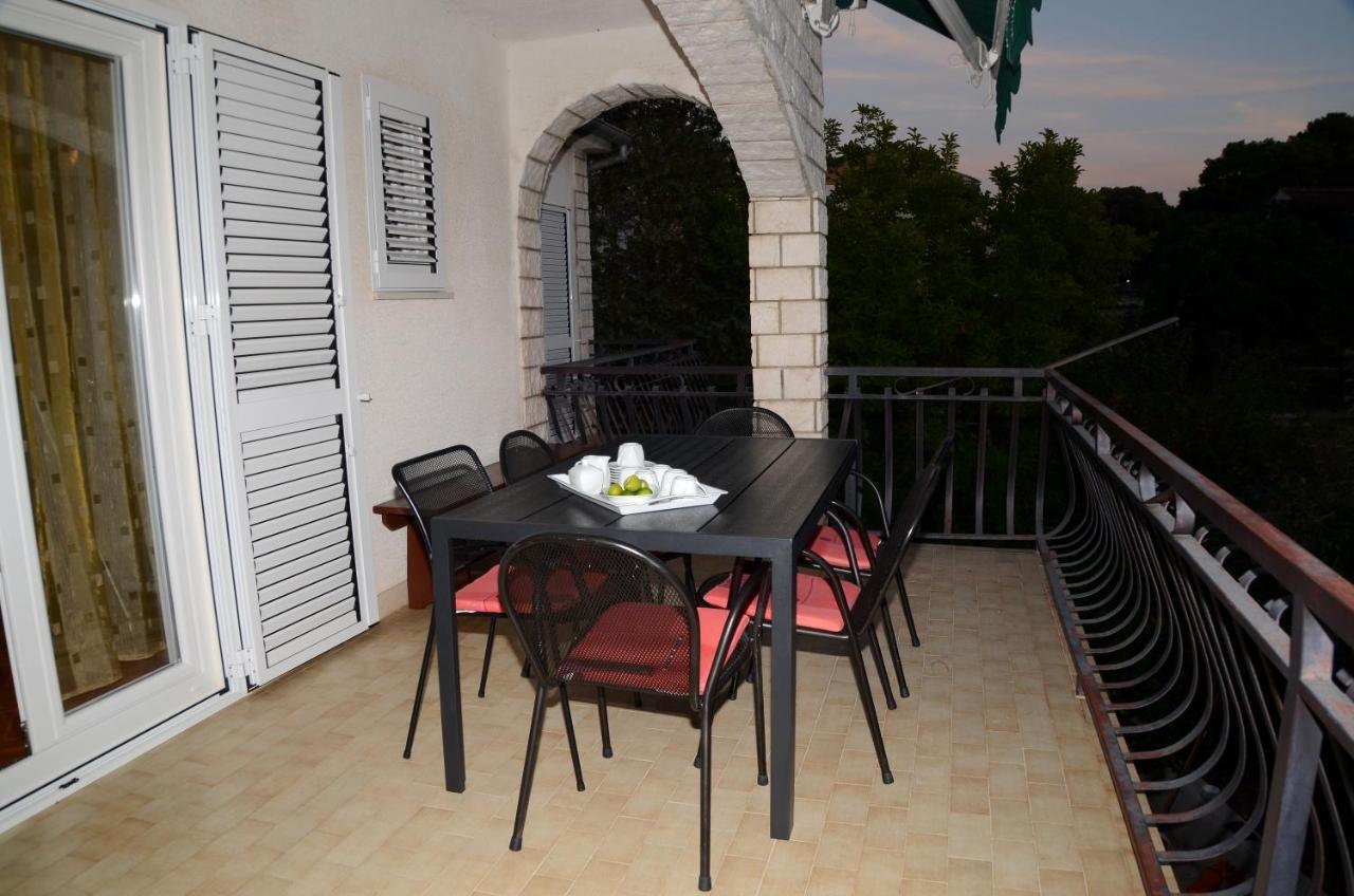 Dvosoban Apartman U Centru Grada Biograd Na Moru Eksteriør bilde