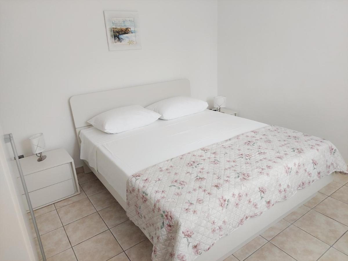 Dvosoban Apartman U Centru Grada Biograd Na Moru Eksteriør bilde